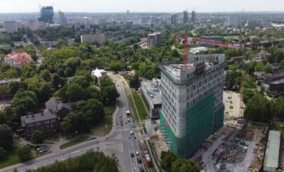 Nowe widoki na Katowice: biurowiec DL Tower osiągnął docelową wysokość